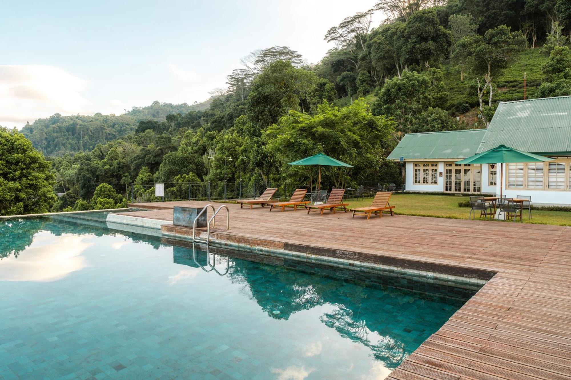 Simpson'S Forest Hotel Kandy Exterior photo